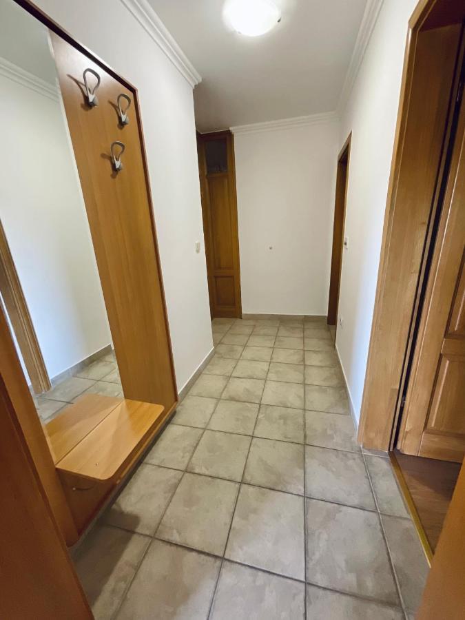 Apartment Camellia ยูบุสกี ภายนอก รูปภาพ